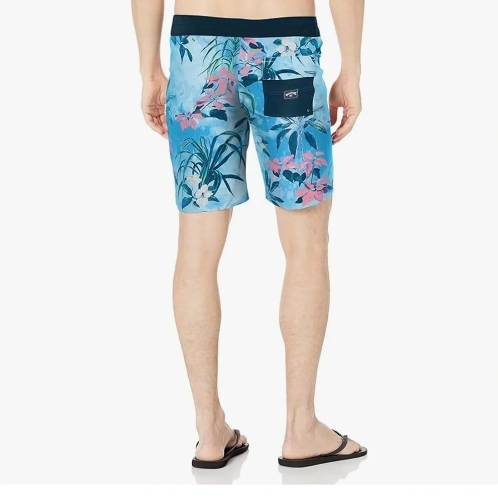 Billabong Mens Sundays Pro Boardshorts 4 Way Performance Stretch Size 32 Hawaiin